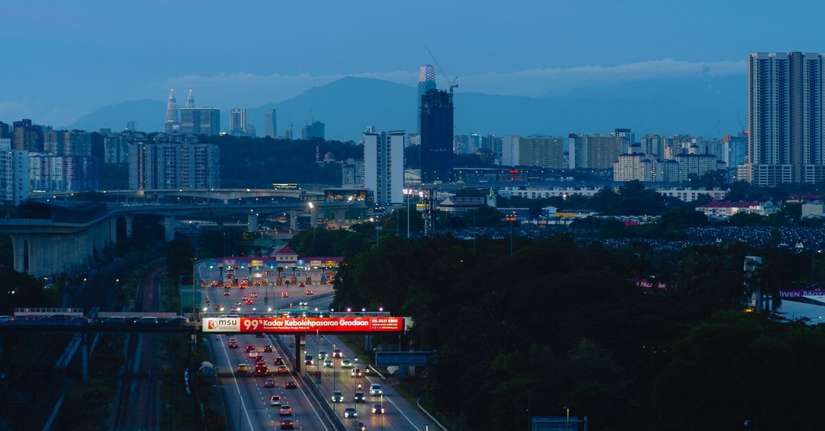 smart-street-lighting-for-kuala-lumpur-selangor-tech-benefits-implementation-ima Smart Street Lighting for Kuala Lumpur & Selangor: Tech, Benefits & Implementation nikkonlighting.com 